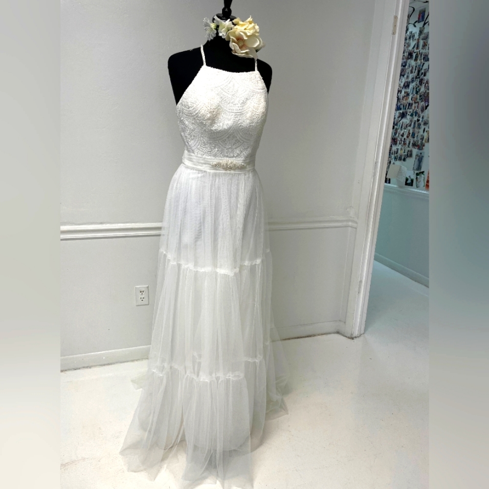 Mary's Bridal Halter Neck Bridal GOWN, Size 12, Ivory